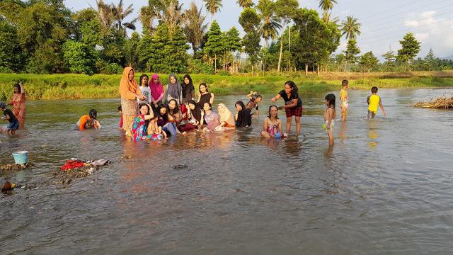 Ritual Keramas Unik Warga Atinggola Saat Ramadan ...