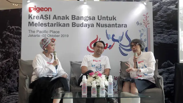 Iwet Ramadhan Curhat Sulitnya Mendesain Motif Batik Phoenix di Botol Susu