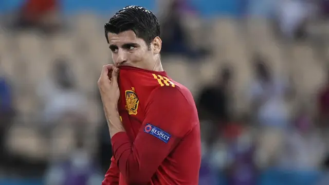 Foto Piala Eropa: Kuasai Jalannya Pertandingan, Spanyol Gagal Taklukkan Swedia dan Robin Olsen