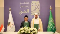 Menteri Agama Republik Indonesia Nasaruddin Umar dan Menteri Haji dan Umrah Arab Saudi Tawfiq F Al-Rabiah menandatangani MoU untuk musim haji 2025. (Foto: Humas Kemenag)