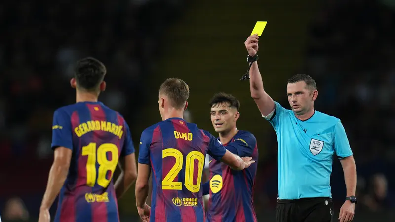 Rating Pemain Barcelona vs PSG: Pedri Berjuang Sendiri, Olmo dan Kounde Mengecewakan - Bola Liputan6.com