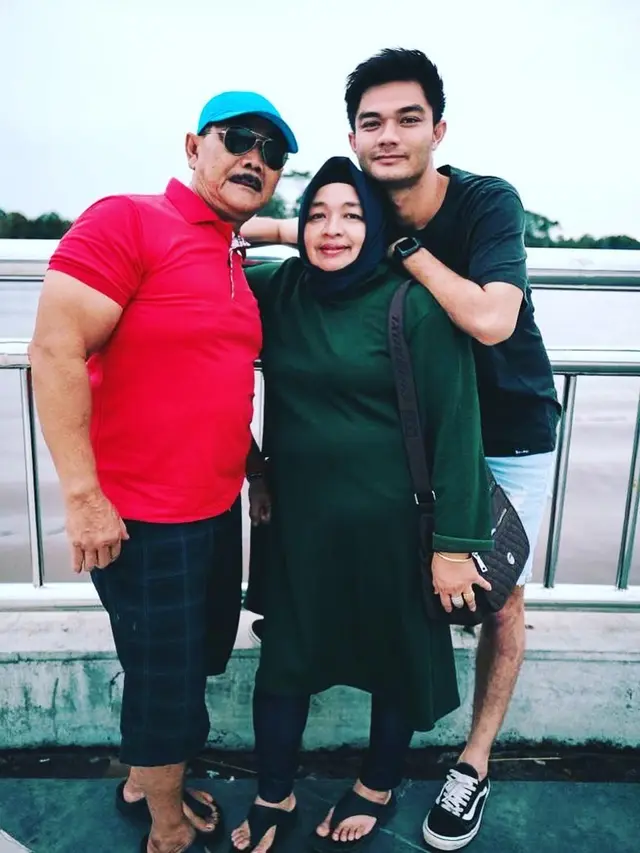 ilustrasi Potret tampan Guntur Nugraha seorang pemain bola sekaligus aktor pintu berkah Indosiar/instagram: guntur nugraha