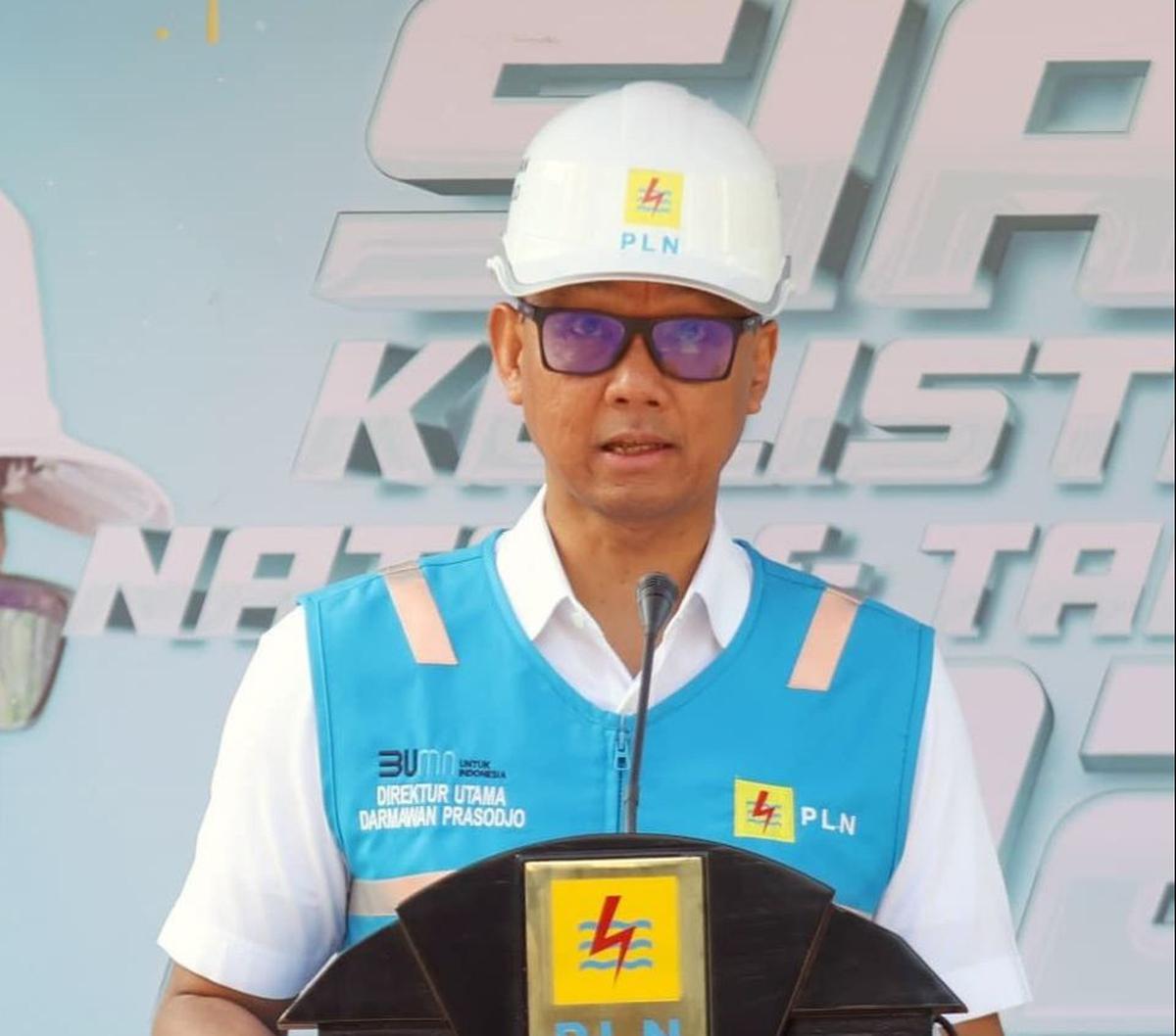 "Apabila masyarakat membutuhkan bantuan pengisian daya darurat ataupun bantuan lainnya terkait SPKLU, bisa menekan pop up hotline SPKLU pada Aplikasi PLN Mobile,” kata Darmawan.