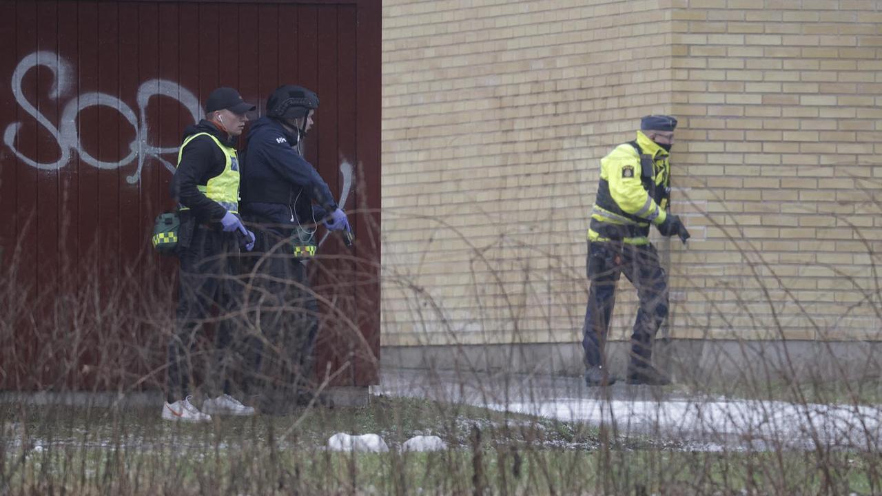 FOTO: Penembakan Massal di Kampus Risbergska Swedia, 10 Orang Tewas