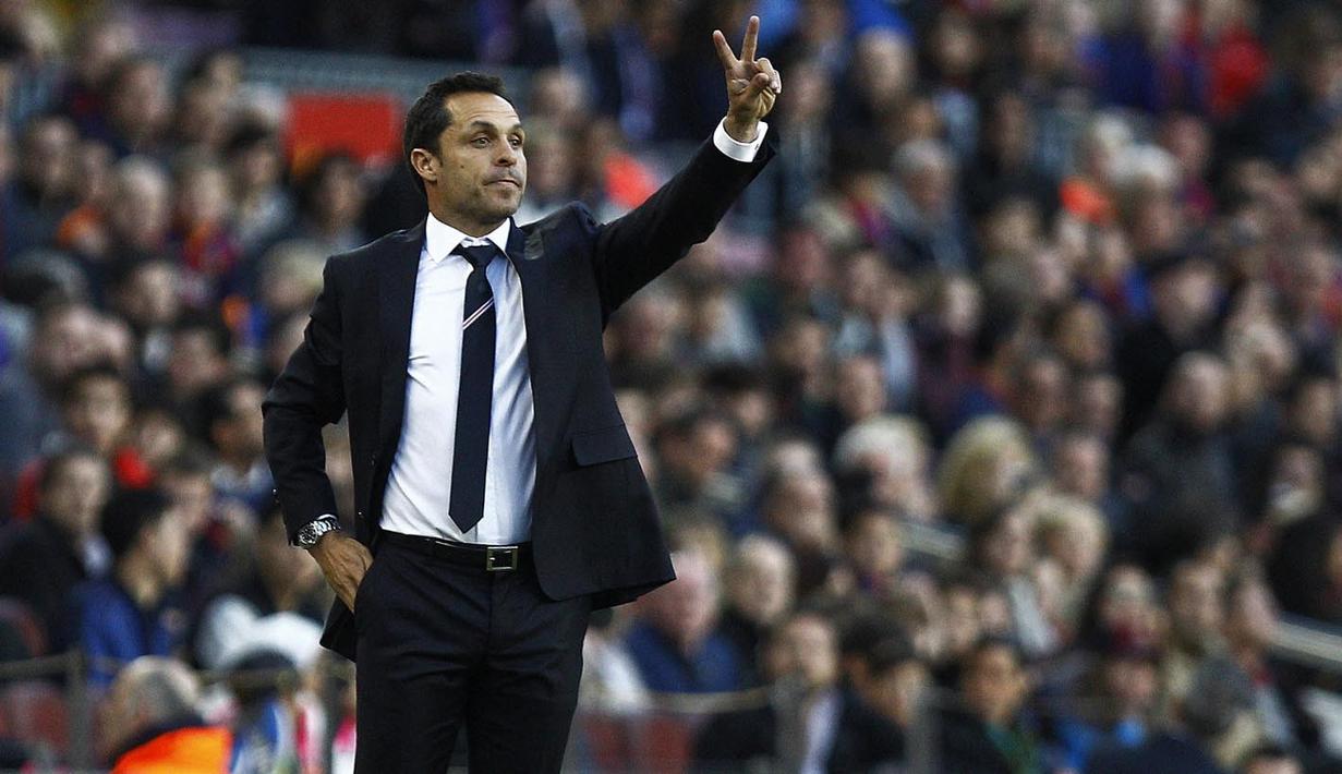 Sergi Barjuan akan memimpin skuad utama Barcelona usai Ronald Koeman dipecat oleh klub yang bermarkas di Stadion Camp Nou tersebut. (AFP/Quique Garcia)