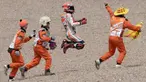 Marc Marquez menjadi juara dan terlalu perkasa bagi Valentino Rossi pada balapan MotoGP di GP Jerman.