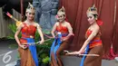 Sejumlah penari di Festival Naskah Nusantara, Perpustakaan Nasional, Jakarta (14/9/2015). Acara ini berlangsung dari tanggal 14-17 September 2015. (Liputan6.com/ Gempur M Surya)