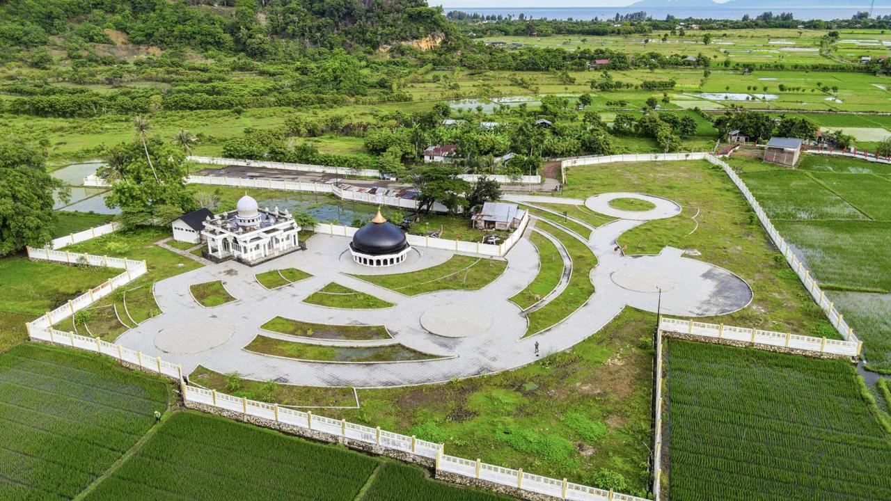 Kubah 80 ton terseret tsunami Aceh sejauh 2,5 km