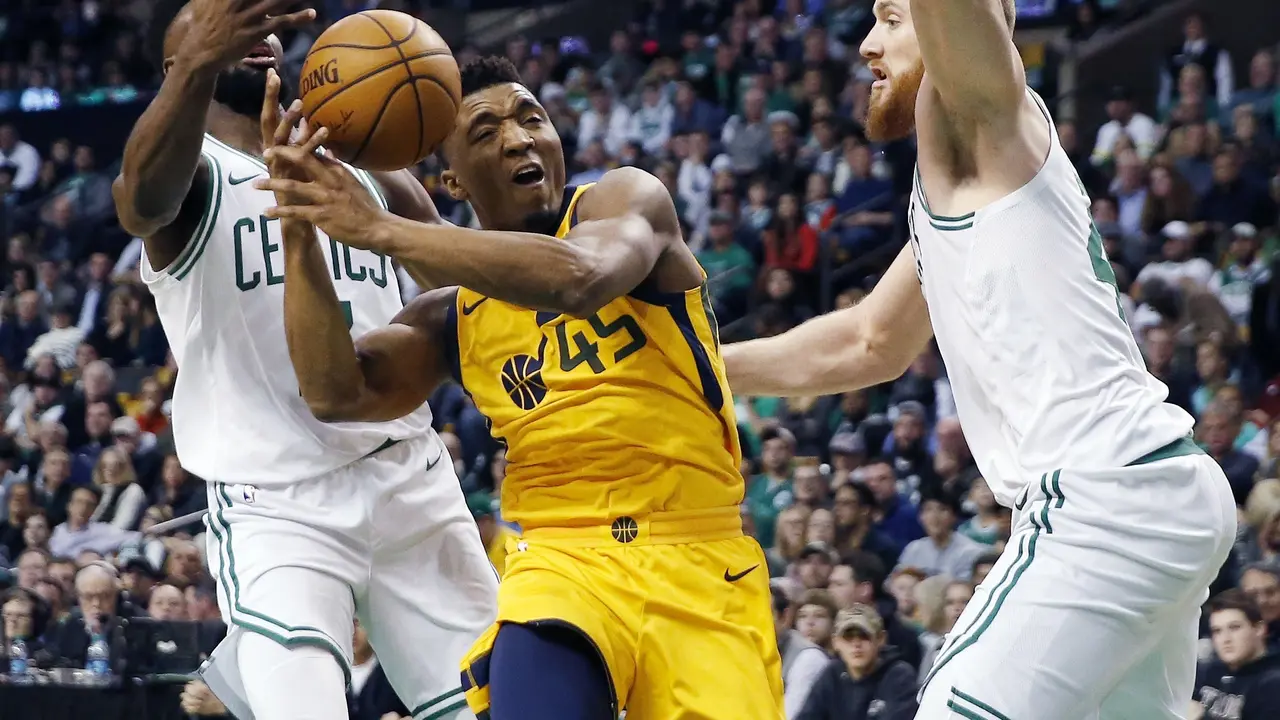 Aksi Donovan Mitchell