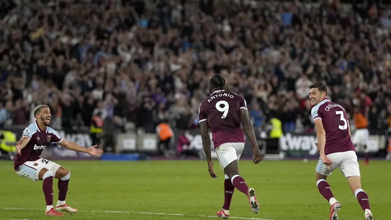 Michail Antonio - West Ham United - Liga Inggris