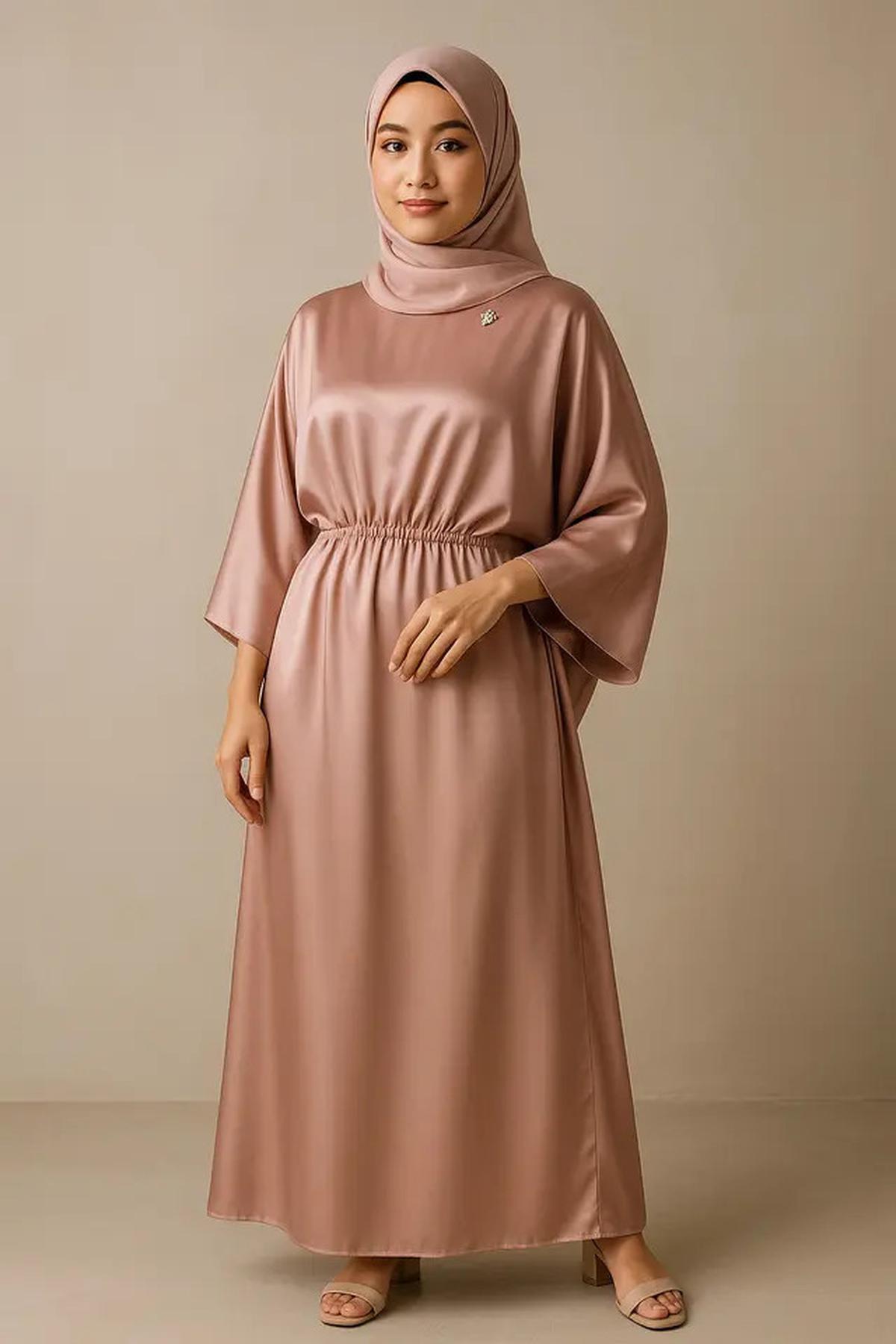 8 Model Kaftan Muslim Modern Buat Lamaran Biar Tampil Percaya Diri di Depan Keluarga Besar Pasangan