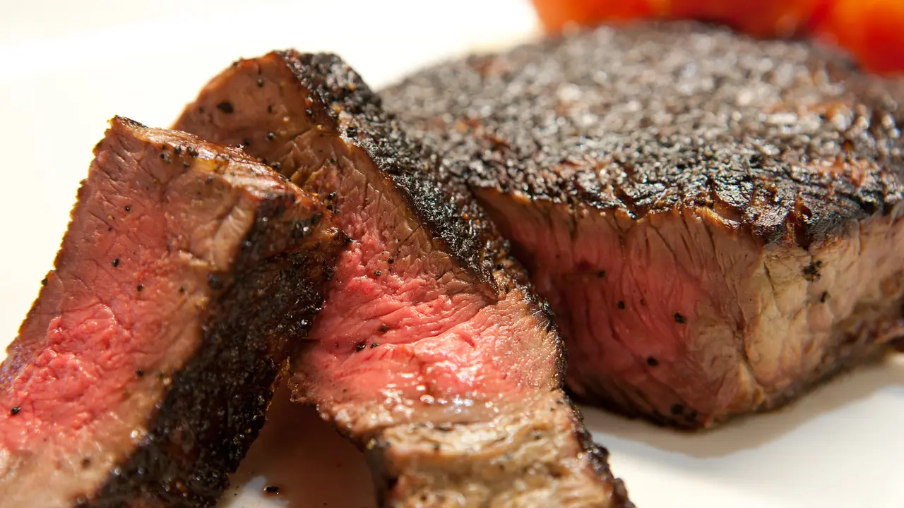 Diet Daging Bikin Wanita Ini Menderita