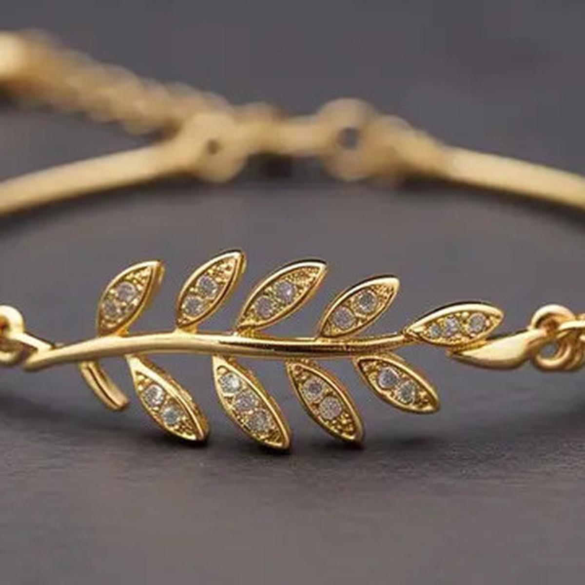 6 Model Gelang Emas 5 Gram 24K dengan Berlian untuk Muslimah Bernuansa Islami