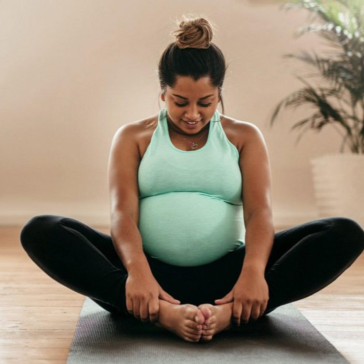 ilustrasi yoga ibu hamil
