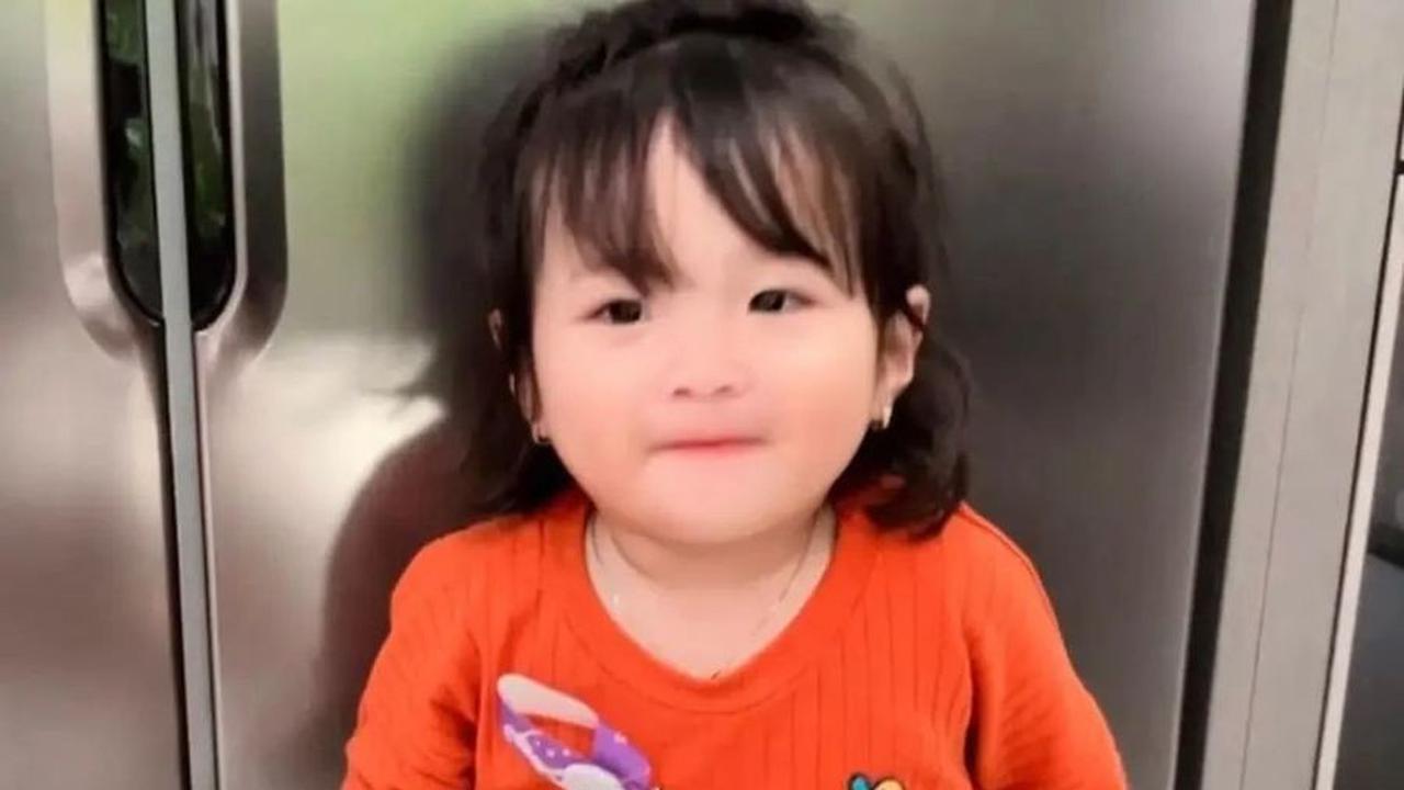 Potret Transformasi Baby Sarah Eliana Anak Kedua Ahok & Puput Nastiti yang Cantik Menggemaskan