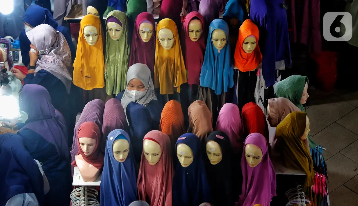 Tak heran jika harga-harga juga ikut merangkak naik karena faktor musiman. (Liputan6.com/Angga Yuniar)