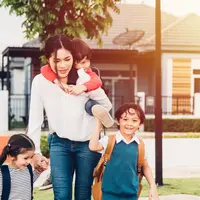 Yuk meneladani para perempuan yang sukses mandiri berkat teknologi.