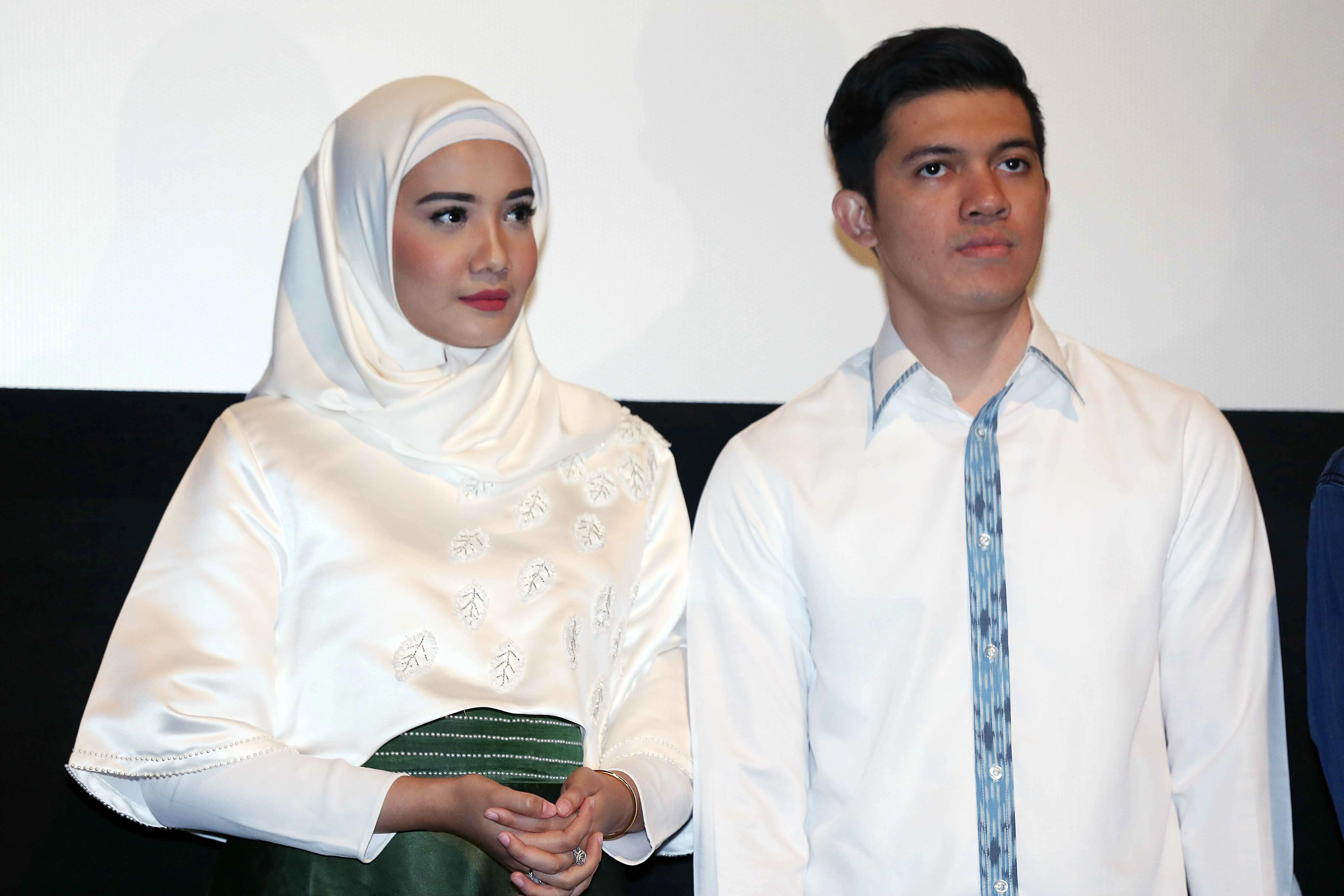 Irwansyah dan Zaskia Sungkar (Nurwahyunan/Bintang.com)