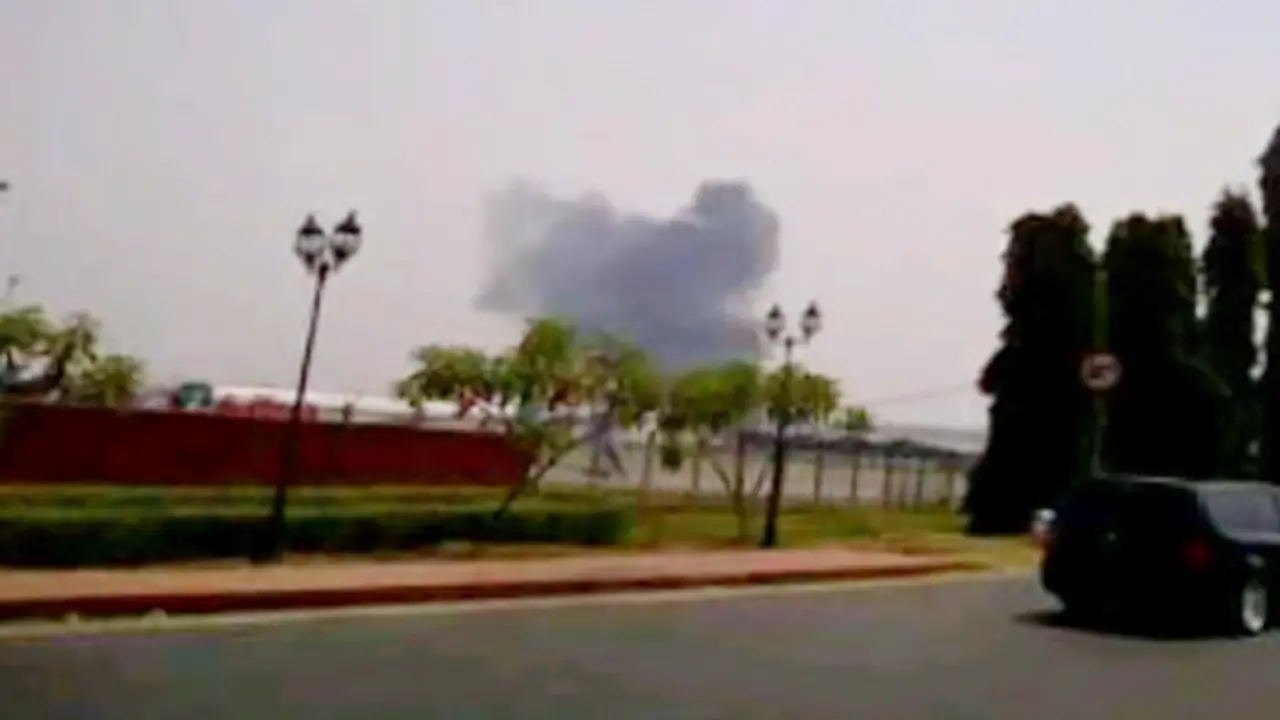 Pesawat Terbakar