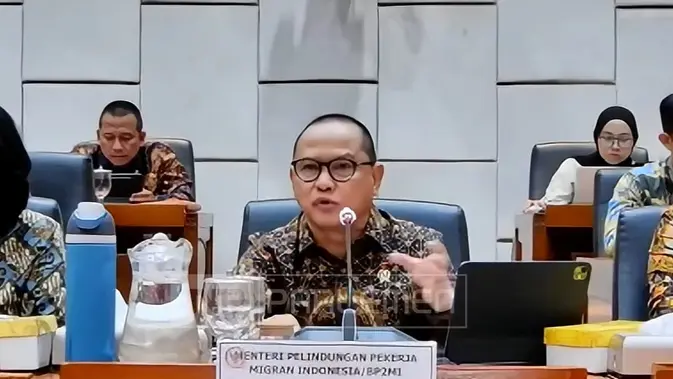 Menteri P2MI Ungkap Penyebab Ribuan WNI Pilih Pindah Warga Negara