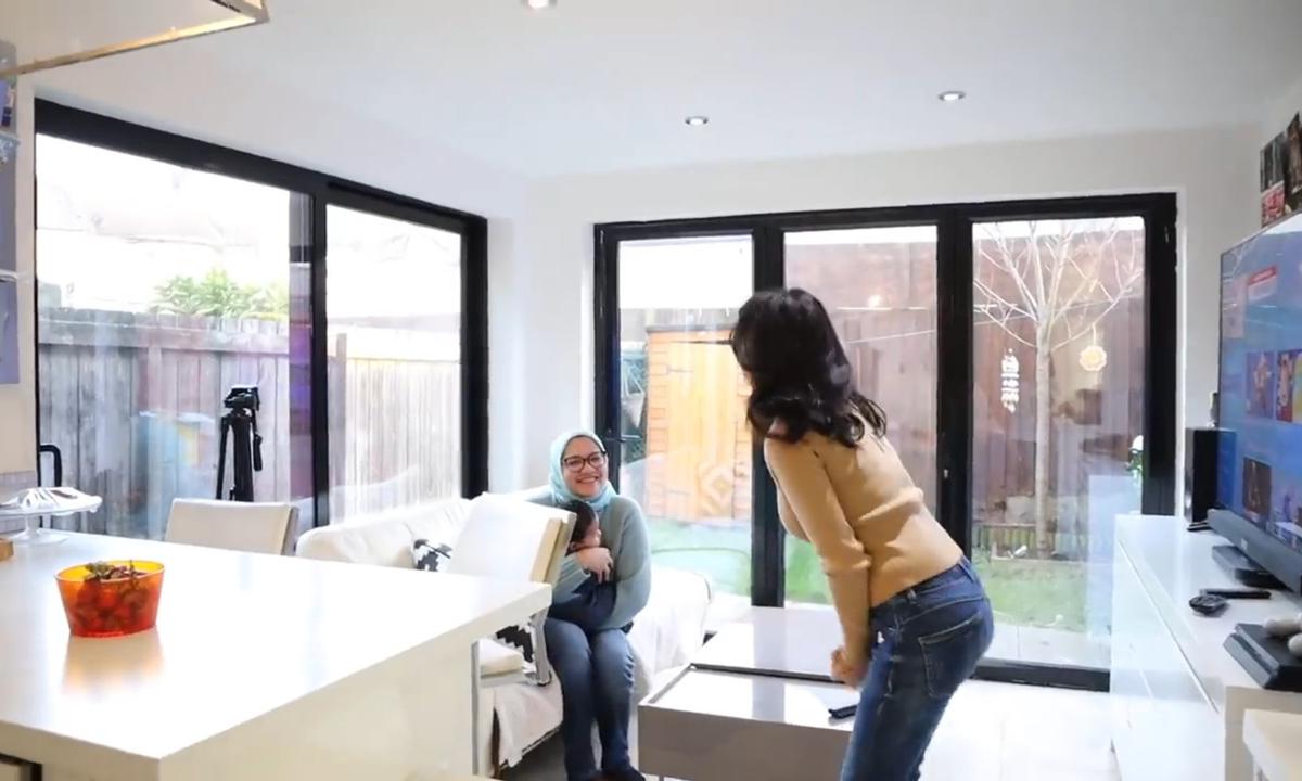 Ingat Angie Virgin? Lama Menetap di London, Intip 5 Potret Dapur di Rumah Mungil yang Sudah Dibangun Sejak 1920