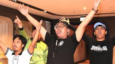 Bola.com dan Vidio berkolaborasi dengan komunitas suporter mengadakan roaring night, sebuah event nonton bareng pertandingan-pertandingan terbaik Liga Inggris. (Bola.com/Abdul Aziz)