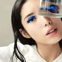 Simak tren makeup musim panas untuk tampil lebih fun. (Foto: Instagram/ Allure)