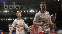 Pasangan Denmark, Kim Astrup/Anders Skaarup Rasmussen, berhadapan dengan pasangan Kevin Sanjaya Sukamuljo/Marcus Fernaldi Gideon di Indonesia Open 2017 di JCC, Selasa (14/6/2017). (Bola.com/M Iqbal Ichsan)