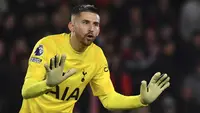 Juventus Beralih ke Kiper Tottenham Usai Gagal Gaet Emiliano Martinez