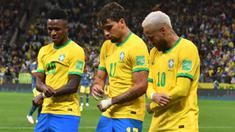Brasil telah dipastikan lolos ke putaran final Piala Dunia 2022 di Qatar akhir tahun nanti. Mereka dipastikan akan membawa skuat terbaiknya, termasuk para penyerang yang jadi andalan di lini depan. Seperti 5 pemain berikut yang berkompetisi di liga top Eropa. (AFP/Nelson Almeida)
