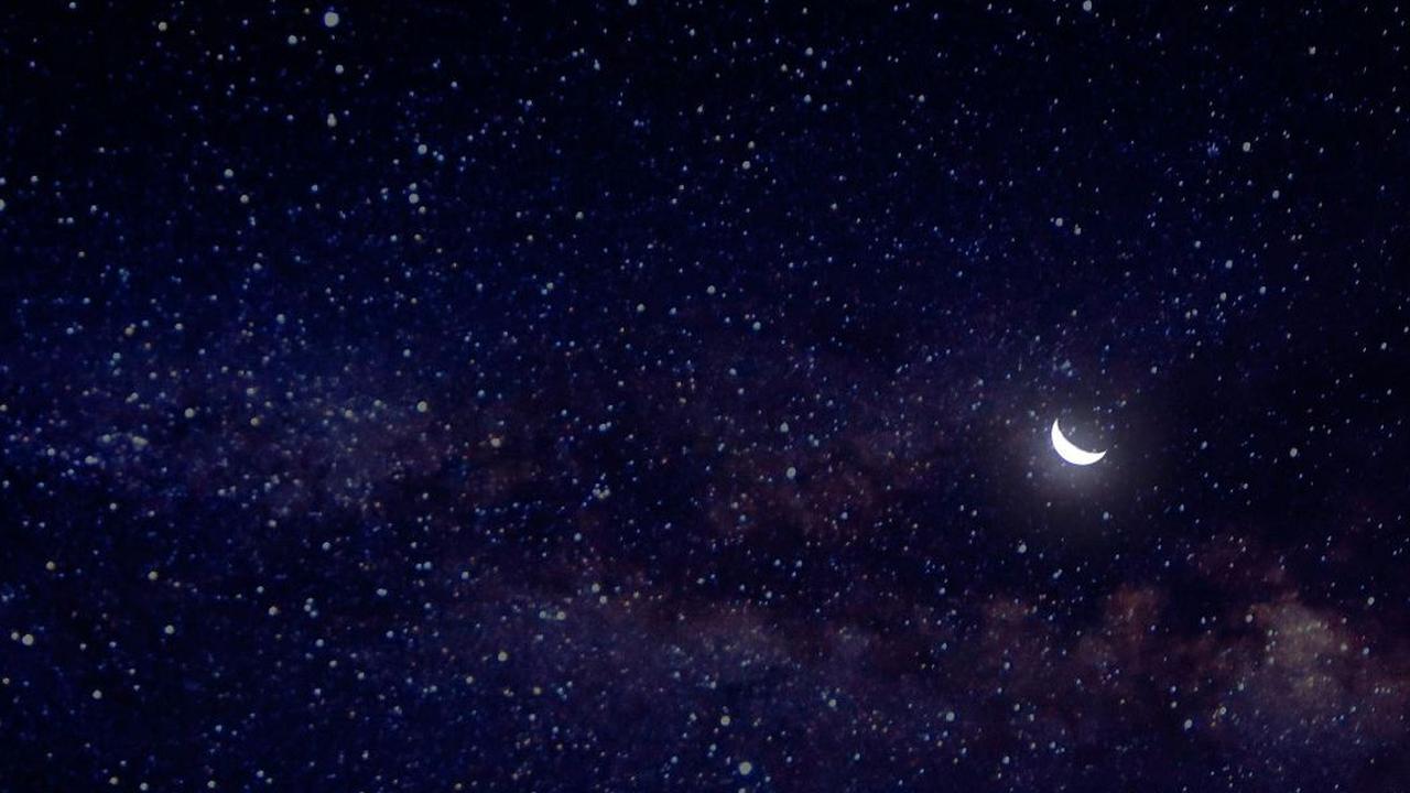 Kata-Kata Romantis Bulan dan Bintang