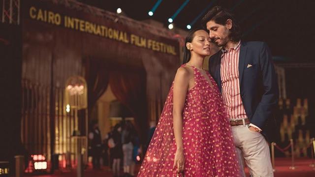 Jarang Tersorot Ini 7 Gaya Mesra Asmara Abigail Dengan Kekasih Bulenya Hot Liputan6 Com