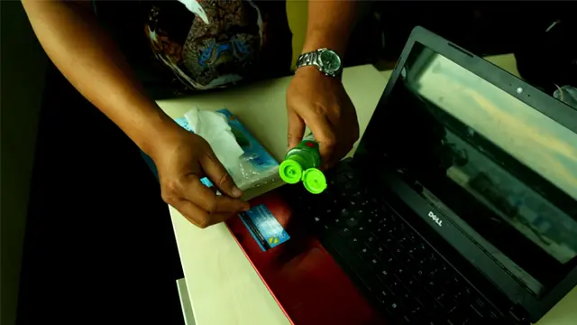 TIPS: Membuat Laptop Kinclong Dengan Minyak Kayu Putih