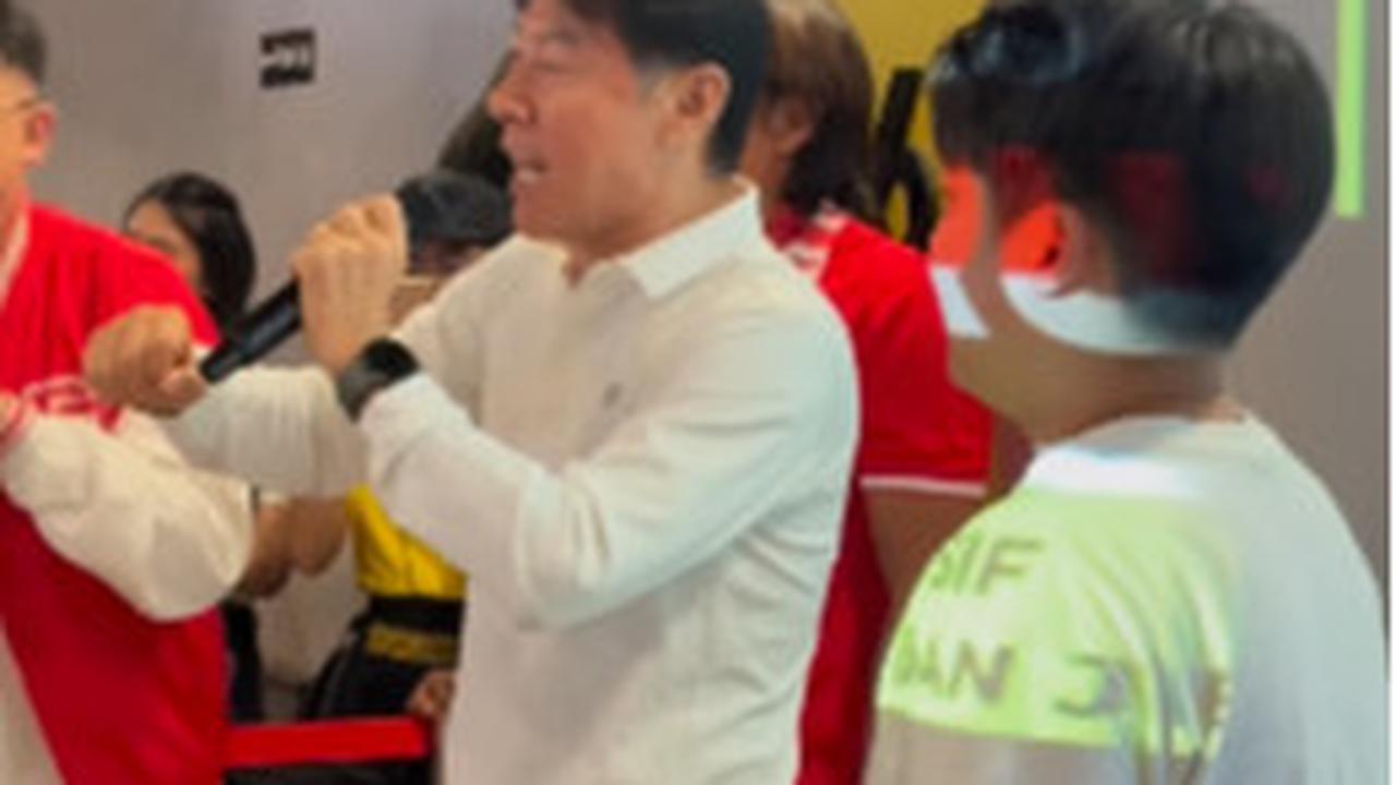 Momen Komjen Polisi Eks Ketum PSSI Nobar Timnas Vs Bahrain dengan Shin Tae Yong
