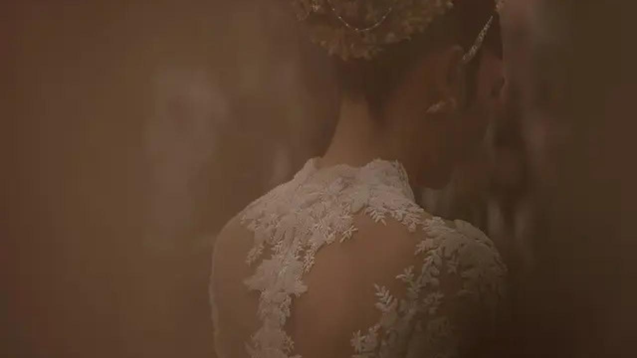 6 Potret Gaya Rambut Luna Maya dengan Cepol Modern hingga Sanggul Pengantin