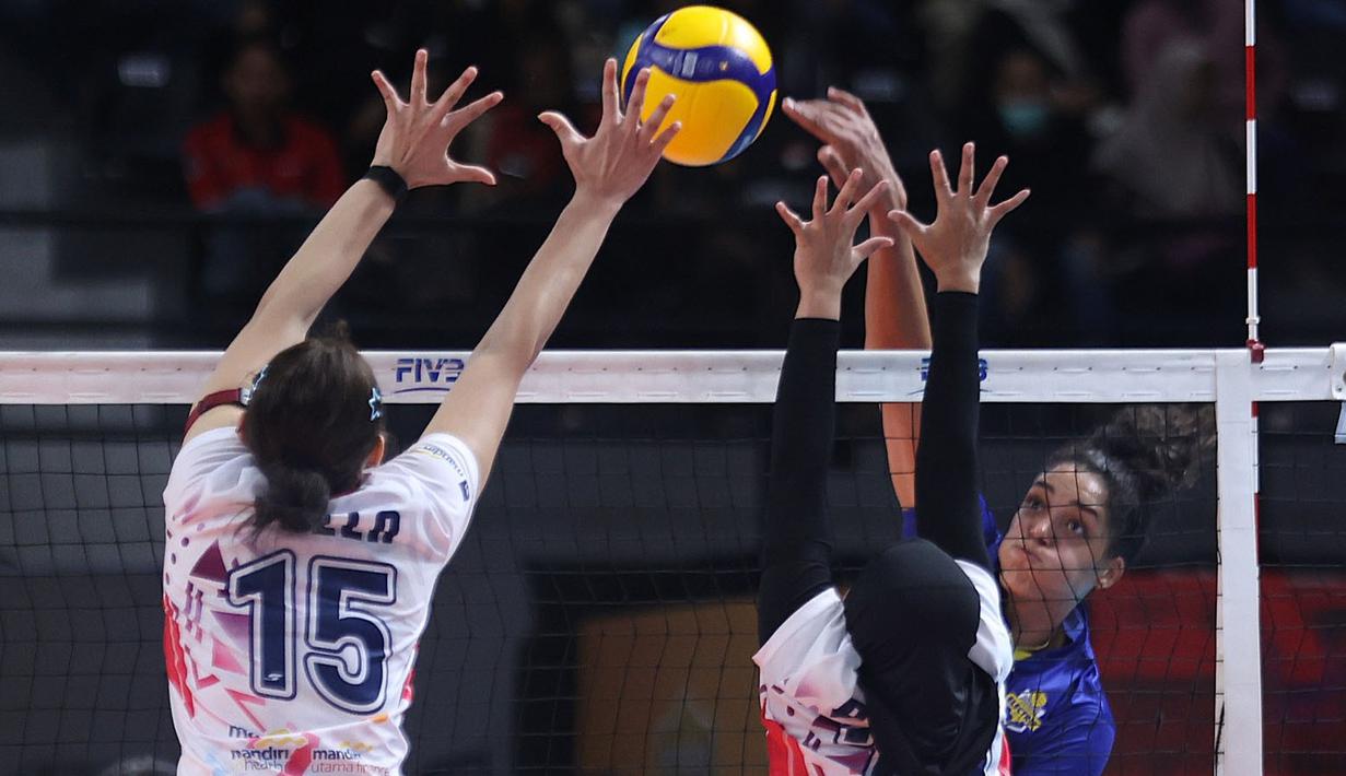 Kemenangan perdana Jakarta Electric PLN di Proliga 2026 tak lepas dari duet pemain asing mereka, Neriman Ozsoy dan Celeste Plak. (Dok. PBVSI)