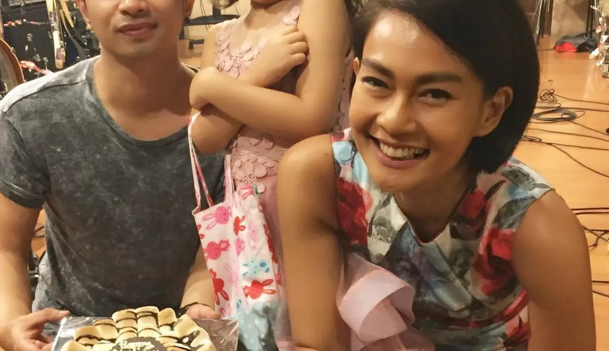 Endhita dan Onchi Ungu