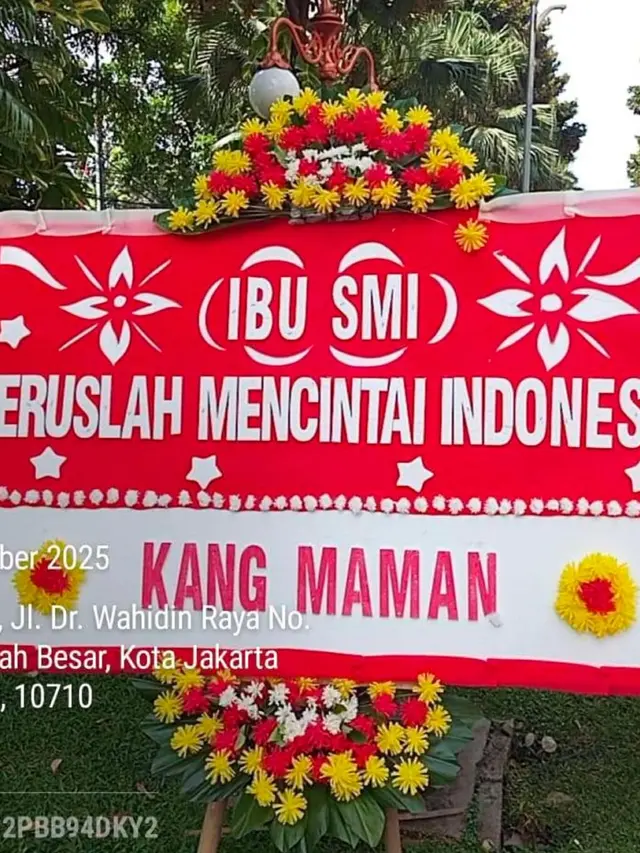 Kiriman karangan bunga diterima oleh Menteri Keuangan (Menkeu) Sri Mulyani Indrawati sebagai dukungan dan ucapan simpati. (Instagram @smindrawati)