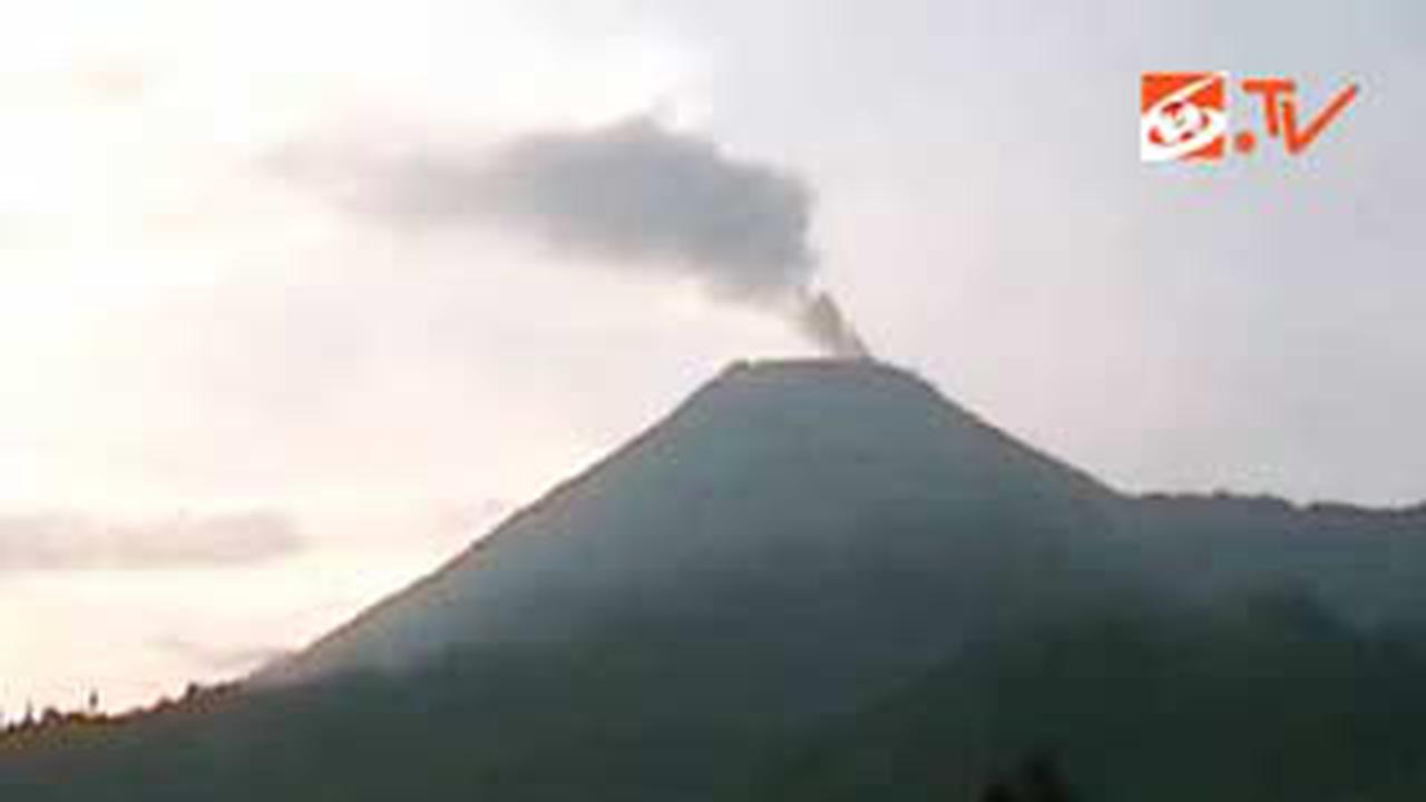 101103cgunung-slamet.jpg