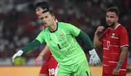 Kiper Timnas Indonesia, Emil Audero, tampil impresif saat timnya meraih kemenangan 3-0 atas Oman pada FIFA Matchday periode Juni 2026 di Stadion Utama Gelora Bung Karno, Jakarta, Jumat (05/06/2026) malam WIB. (Bola.com/Abdul Aziz)