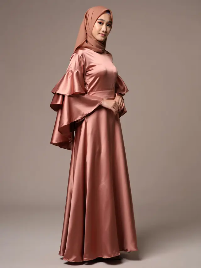 Gamis Satin Tangan Trompet Modern