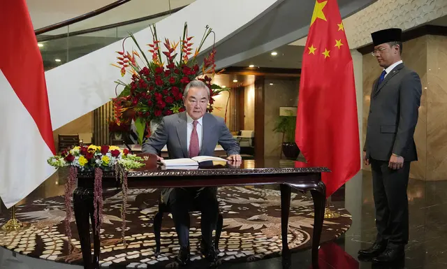 APEC, BRICS, dan Kerja Sama Multilateral