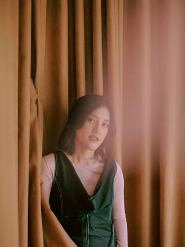 Ify Alyssa Dan Kerinduan Terhadap Sang Ayah Di Lagu What About Us News Entertainment Fimela Com