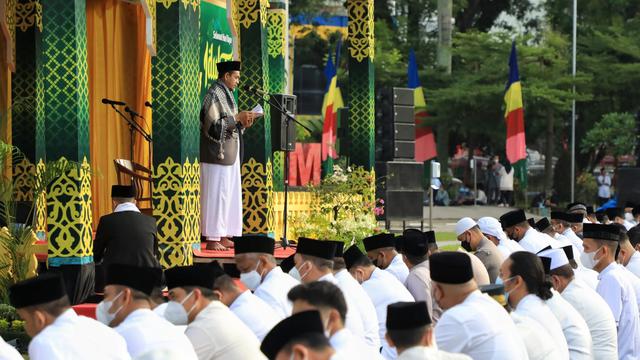 Salat Id di Lapangan Merdeka Medan