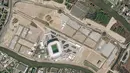 Gambar dari satelit ini menunjukkan kondisi Stadion Kaliningrad yang akan digunakan untuk Piala Dunia 2018 di Rusia (6/6). Stadion ini merupakan yang terkecil dibanding arena-arena lain untuk penyelenggaraan PD 2018. (HO/Airbus Defence and Space/AFP)