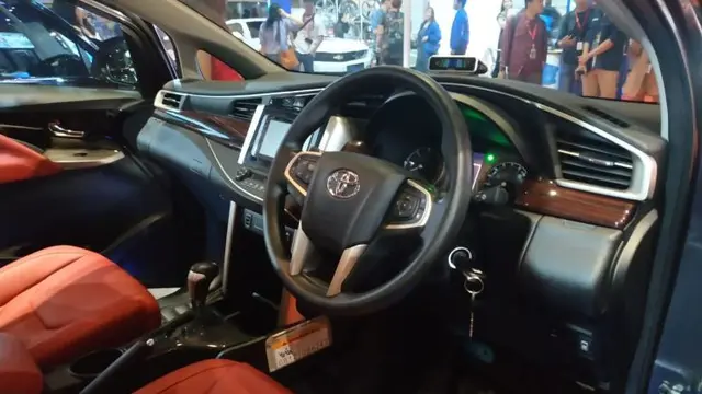 Begini Modifikasi Innova dan Xpander Pakai Produk Pahami (Arief A / Liputan6.com)