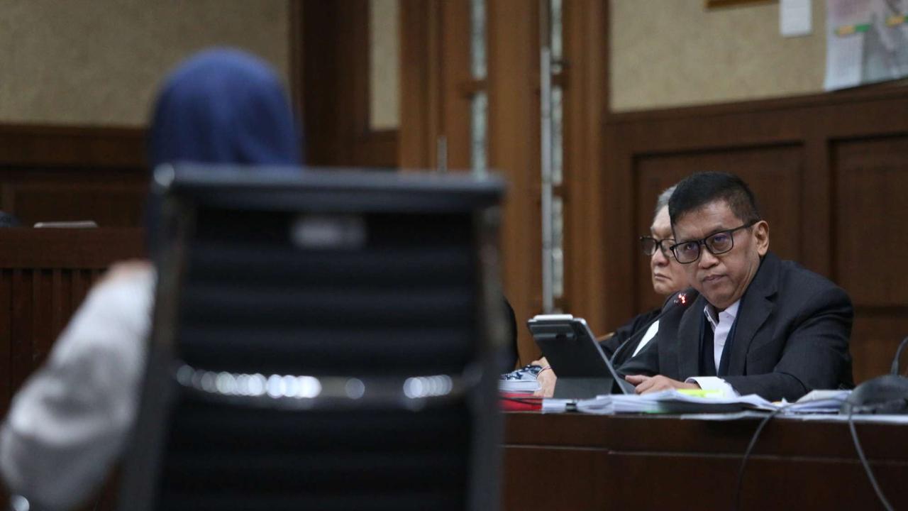 Riezky Aprilia menjadi saksi dalam kasus Hasto Kristiyanto