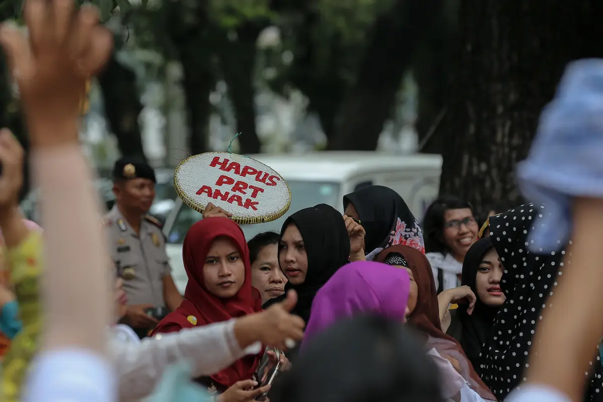 20151109-Puluhan PRT Tuntut Diakui sebagai Pekerja-Jakarta