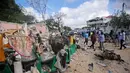 Serangan bom bunuh diri disusul aksi penyanderaan di sebuah hotel dan restoran itu menewaskan sedikitnya 19 orang dan melukai puluhan lainnya di Mogadishu, Somalia, Kamis (15/6). (AFP Photo)
