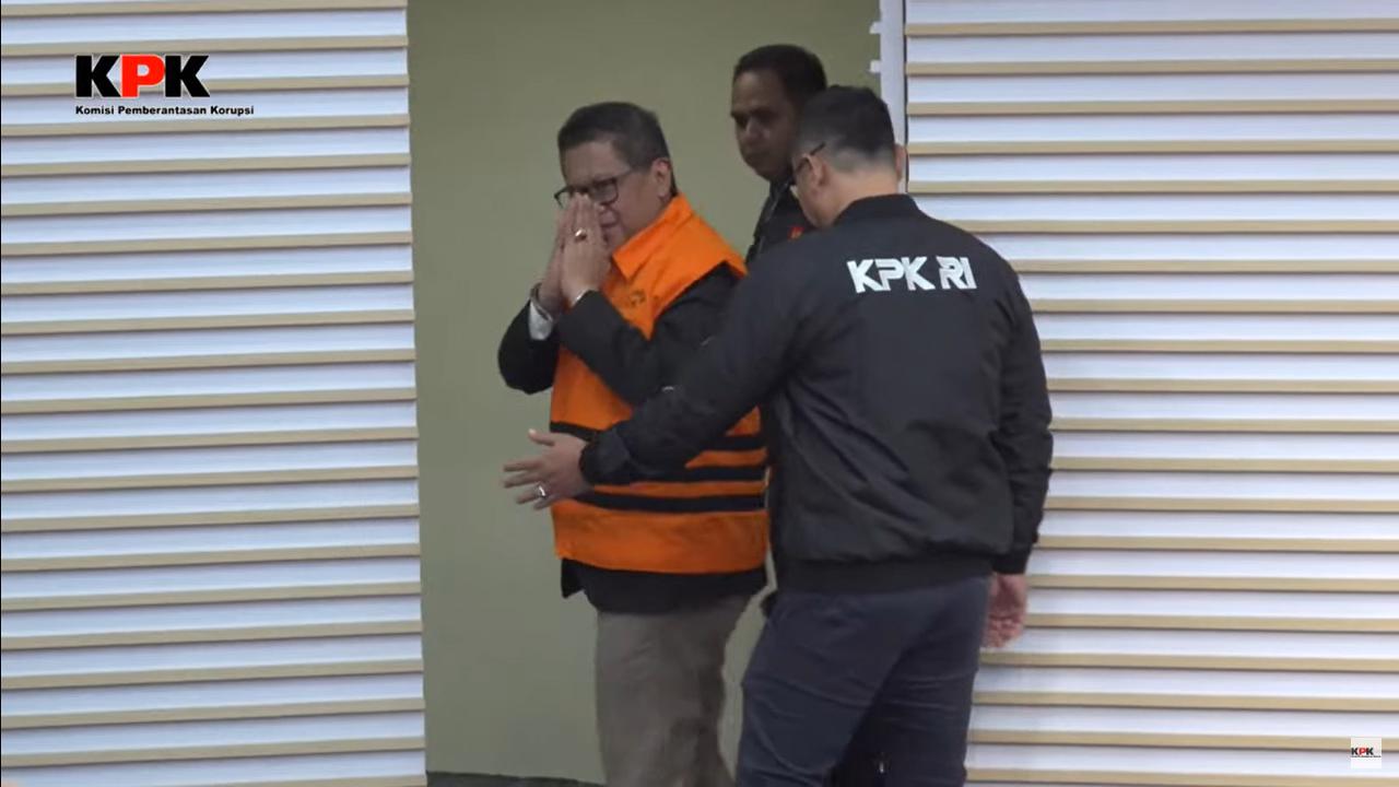 Hasto Kristiyanto ditahan KPK